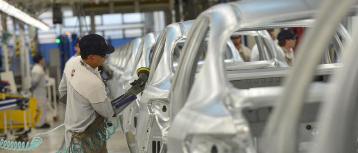 La cadena automotriz perdió y ganó en 48 horas